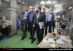 تصاویر/ بازدید مسئولان از کارخانه تولیدی و صنعتی «تک نخ» نوشهر
